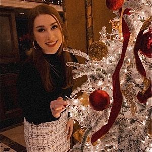 Meet your Posher, Lauren